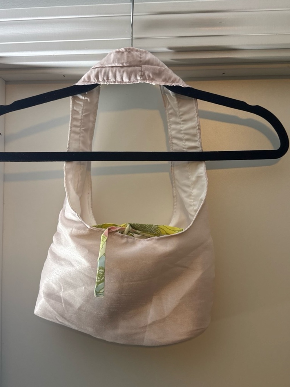 Handmade Elegant Pink Shoulder Bag with Floral Accents